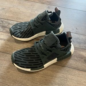 Adidas NMD_R1 PK